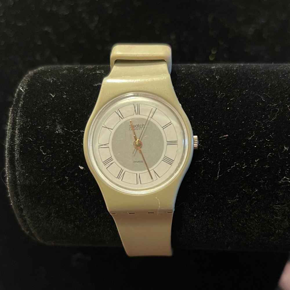 Vintage Swatch Beige Classic Watch
